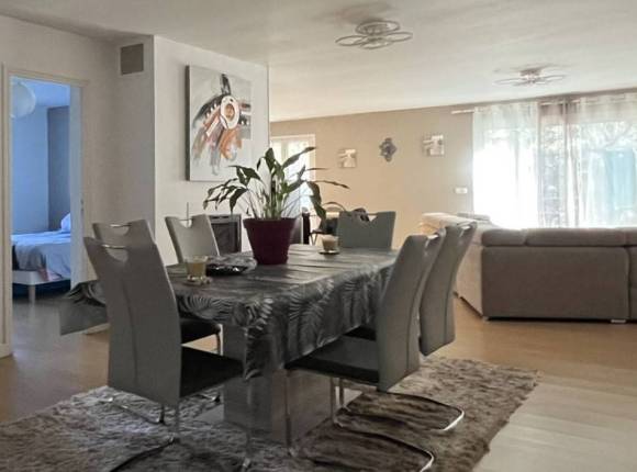 Appartement T4 avec terrasse et garage