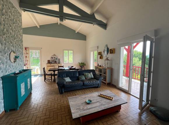 Maison de 147m², vue montagne, terrain de 2 130 m²