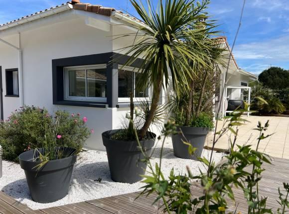 MAISON PLAIN PIED 145 m², GARAGE,PISCINE