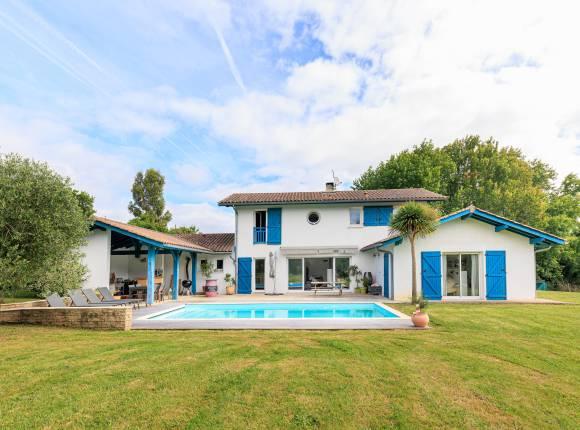 MAISON ARCANGUES, TERRAIN DE 2 893M²