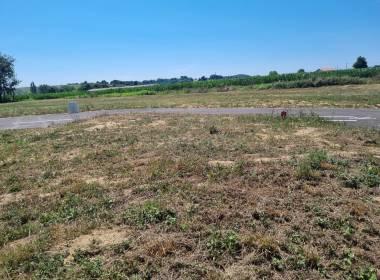 Terrain  pièces m²