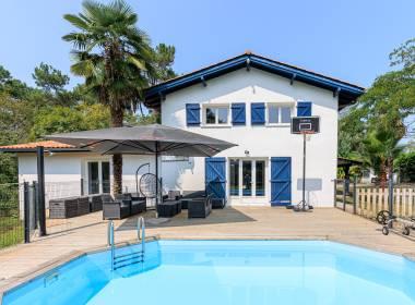Maison 213 m², SAINT LAURENT DE GOSSE, Terrain de 5296 m²